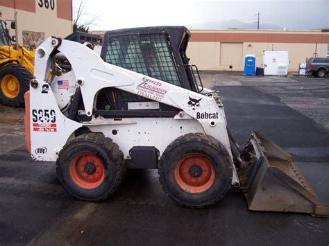 bobcat skid steer s250 specs|bobcat s250 specs pdf.